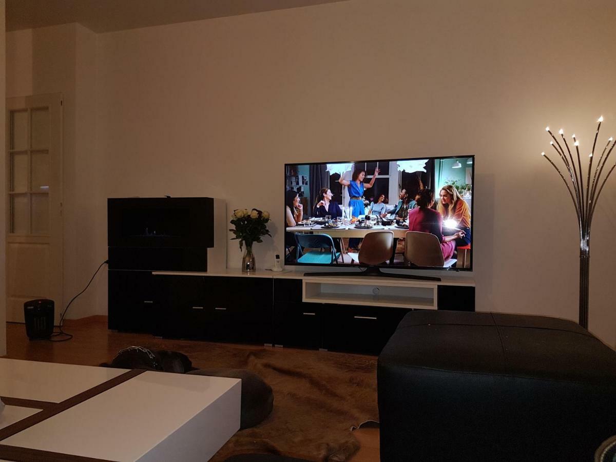 Grand Appartement En Centre Ville Мец Екстер'єр фото